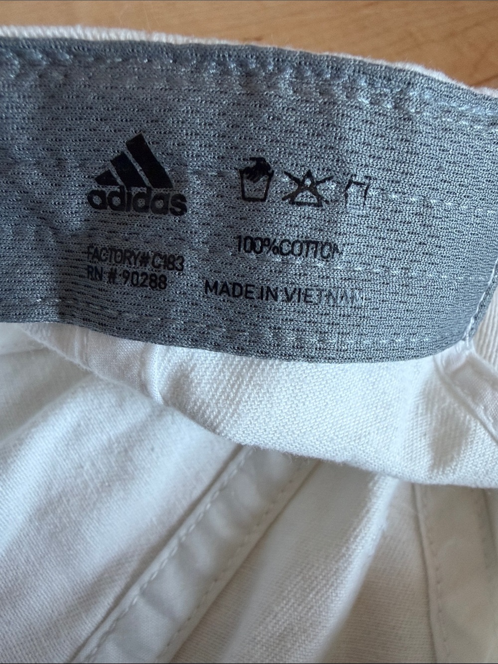 Adidas White Cap - Picture 5 of 6